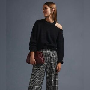 Anthropologie Velvet Graham & Spencer Cut Out Cashmere Sweater Black Size S